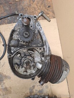 ČZ 150c motor - 7