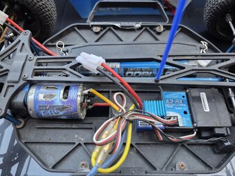 LRP SC10 Blast 1:10 - 7