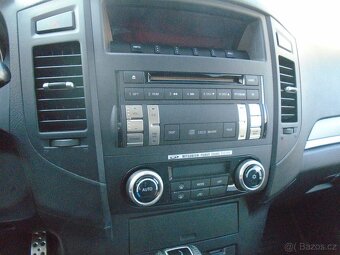 Mitsubishi Pajero 3.2 125kW 4x4 - 7