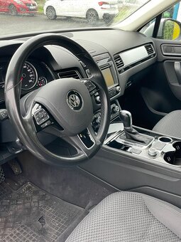 Volkswagen Touareg - 7