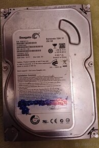 PC- vše DOHODOU hdd, grafická karta, staré ramky - 7