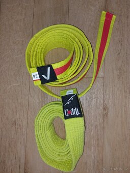 Sportovní tričko, pásek kimo,mikina fleece cca 134, 140, 152 - 7