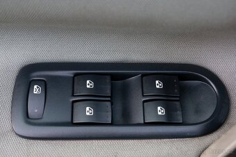Renault Grand Scénic 1.9 dCi AUTOMAT (7 míst) - 7