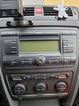 Škoda Octavia 2 - na ND jako celek - 7
