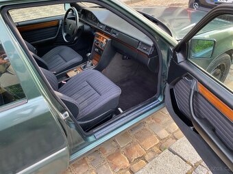 Mercedes Benz - W124 2.5D- turbo - 7