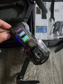 Model: LU60 dron kamer: duální (přední + spodní, HD) 3 bater - 7