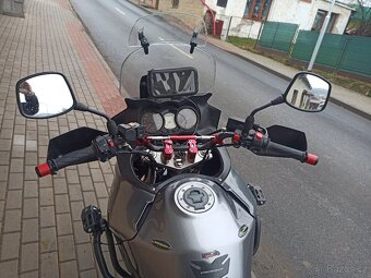 Suzuki DL 650 V-Strom - 7