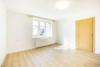 Pronájem bytu 3+kk Pardubice Bílé Předměstí - 7