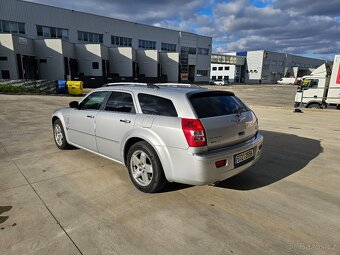 Chrysler 300C 5.7 Hemi - 7