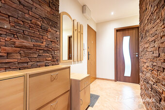 Pronájem bytu 3+kk, Šimůnkova, Kobylisy, 26900 Kč/měs, 61 m2 - 7