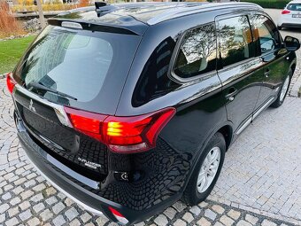 Mitsubishi Outlander 2.0i BENZÍN MANUÁL LED KAMERA 2WD 2017 - 7