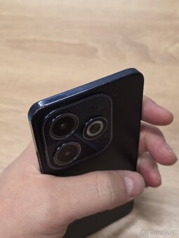 Infinix hot 40i 8/256GBs - 7