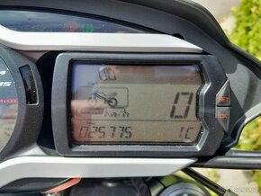 MV Agusta Brutale 1090RR - 7