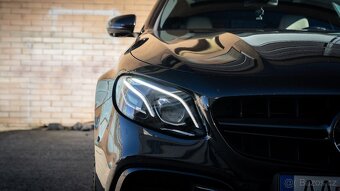 MERCEDES E63S AMG FORMATIC+ - 7