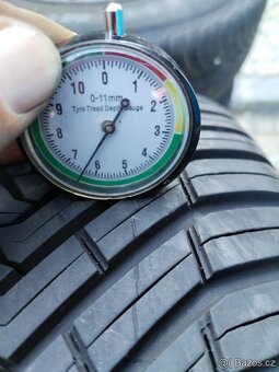 235/50/19 celoroční pneu VREDESTEIN a CONTINENTAL 235/50 R19 - 7