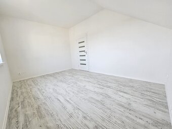 Prodej domu 98 m² s pozemkem 428 m² - 7