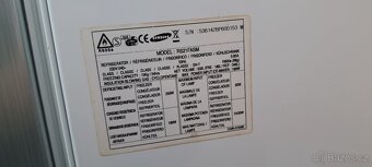 Lednice SAMSUNG (MODEL RS21FASM) - 7
