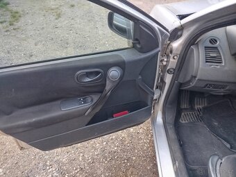Renault Megane II - 7