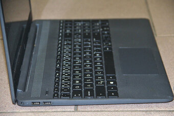 Notebook HP 15s / 3020e dual/ 4GB DDR4/ 128GB SSD/ - 7