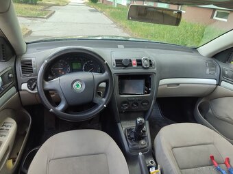 Prodám nebo vyměním ,, škoda Octavia 2 1.9tdi 77kw STK 11/20 - 7