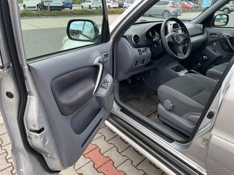 Toyota RAV4 2.0 VVTi naj. 112t 4x4 ČR - 7
