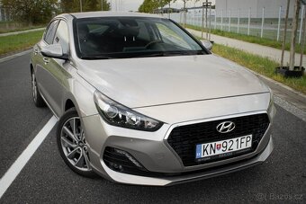 Hyundai i30 Fastback 1.4 T-GDi / SVK / 1.M / AJ NA SPLÁTKY / - 7