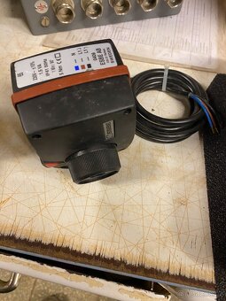 ESBE SERVOPOHON VENTILU SERVO - 7