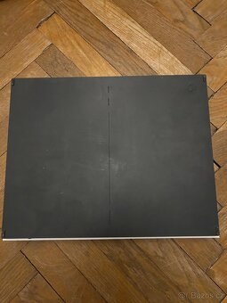 Xbox One S model 1681 - 7