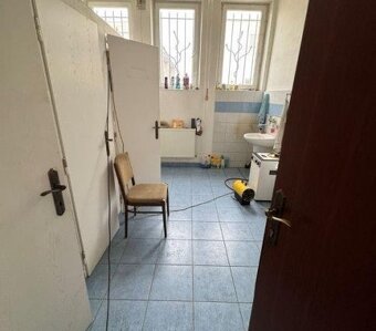 Dražba průmyslového areálu s výrobními a skladovacími halami - 7