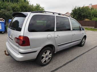 VW Sharan 2,0 TDI 103 kW - 7