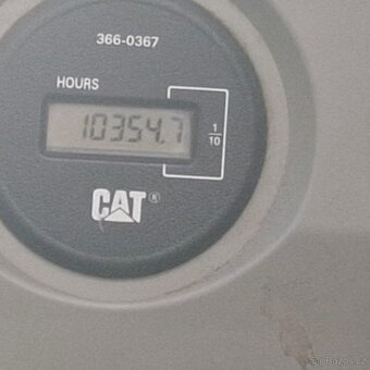 CAT 325F L CR pásové rypadlo - 7