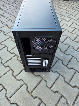 Fractal Design Define R6 USB-C - 7