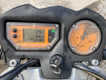 KTM LC8 EFi SuperDuke - 7