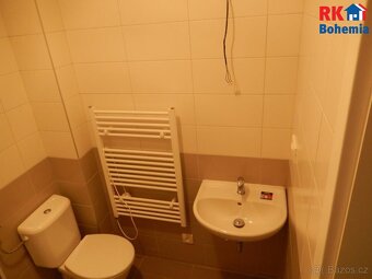 Nabízíme k pronájmu byt 1+kk o ploše 27m2 ve 4NP bez výtah - 7