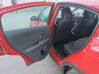 Honda HR-V 1.5i-VTEC Comfort, ČR - 7