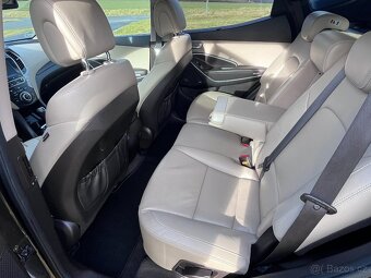Hyundai Santa Fe 2,2 CRDi Blue premium 4WD - 7