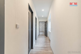 Prodej bytu 4+kk, 96 m² v Klobukách - 7