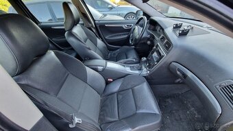 Volvo V70 D5 136kW 2006 automat náhradní díly - 7