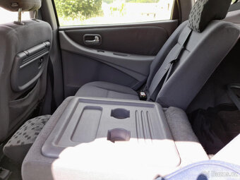 Nissan Tino 2005, 2.2 Di/Dci 100 kW  6q - 7