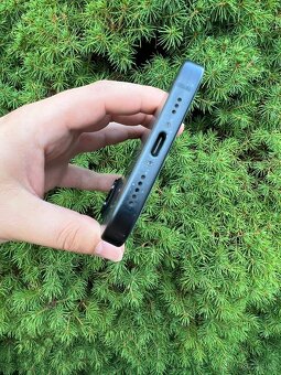 iPhone 15 256Gb…poškrábaný displej - 7