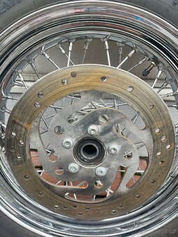 Prodám zadní kolo Harley Davidson Dyna - 7
