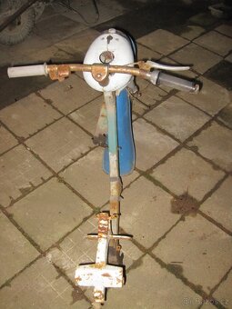 přední část pionýr 05;555 - 7