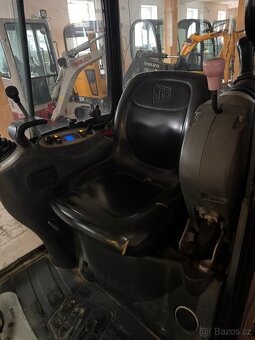 Minibagr JCB 8014 2006 2x lzice 1500 kg - 7