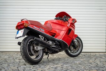 Ducati Paso 750 - 7