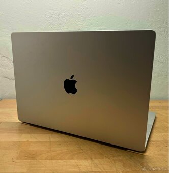 MacBook Pro 16” 2021/32GB RAM/M1 MAX/1TB SSD/Záruka - 7