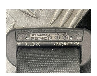 PASSAT B8 BEZPECNOSTNÍ PÁS NAPÍNÁK LEVY
PREDNÍ 3G2857705C - 7