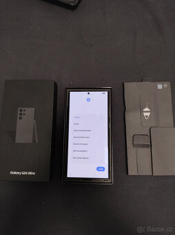 Samsung Galaxy S24 Ultra 12GB/256GB černý titan - 7
