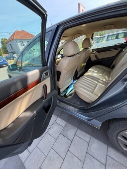 Peugeot 407 2.2 benz. 120kW - 7