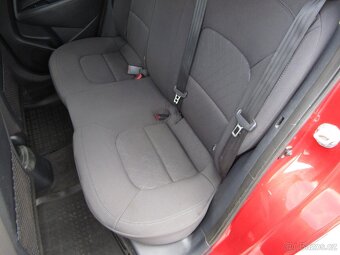 Kia Rio 1.4i , 80 kW benzín, 2015 - 7