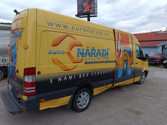 Mercedes-Benz Sprinter - 7